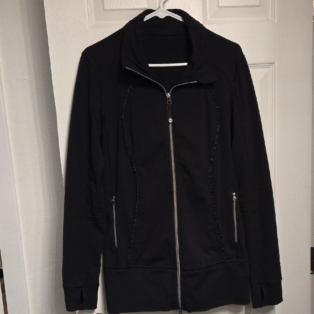 Lululemon athletica Black Women's Zip-Front sweatshirt, size L (10)